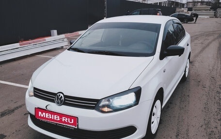 Volkswagen Polo VI (EU Market), 2014 год, 638 000 рублей, 1 фотография