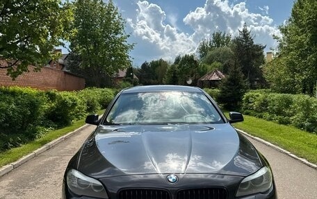 BMW 5 серия, 2011 год, 1 550 000 рублей, 1 фотография