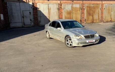 Mercedes-Benz C-Класс, 2002 год, 255 000 рублей, 3 фотография
