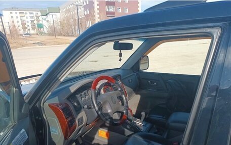 Mitsubishi Pajero III рестайлинг, 2004 год, 1 300 000 рублей, 4 фотография
