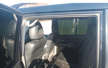 Mitsubishi Pajero III рестайлинг, 2004 год, 1 300 000 рублей, 6 фотография