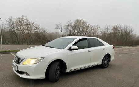 Toyota Camry, 2012 год, 1 350 000 рублей, 2 фотография