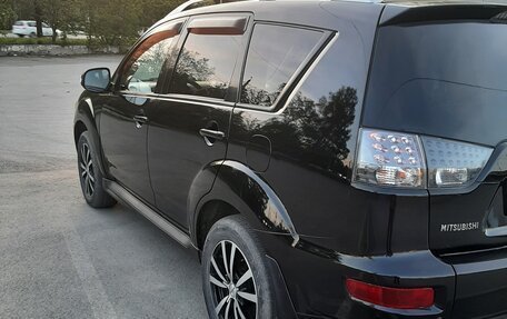 Mitsubishi Outlander III рестайлинг 3, 2010 год, 840 000 рублей, 6 фотография