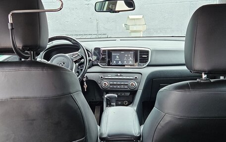 KIA Sportage IV рестайлинг, 2018 год, 2 500 000 рублей, 7 фотография