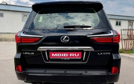 Lexus LX III, 2017 год, 6 580 000 рублей, 9 фотография
