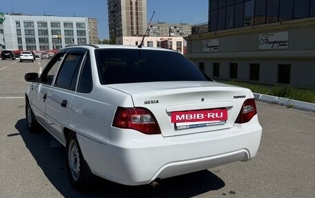 Daewoo Nexia I рестайлинг, 2011 год, 200 000 рублей, 5 фотография
