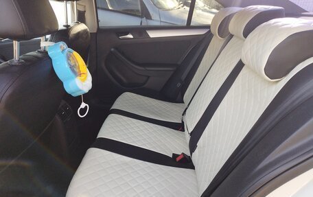 Volkswagen Jetta VI, 2013 год, 1 049 999 рублей, 6 фотография