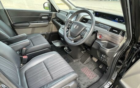 Honda Freed II, 2018 год, 1 270 000 рублей, 8 фотография