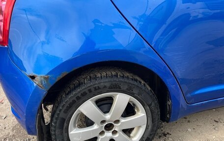 Suzuki Swift III, 2010 год, 534 000 рублей, 2 фотография