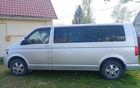 Volkswagen Caravelle T5, 2010 год, 1 500 000 рублей, 7 фотография