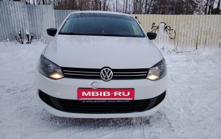 Volkswagen Polo VI (EU Market), 2014 год, 638 000 рублей, 2 фотография