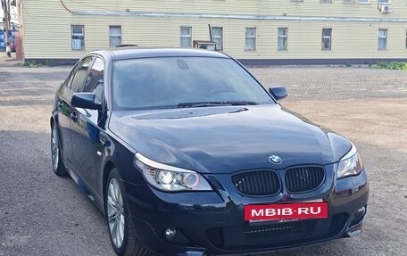 BMW 5 серия, 2007 год, 1 300 000 рублей, 3 фотография