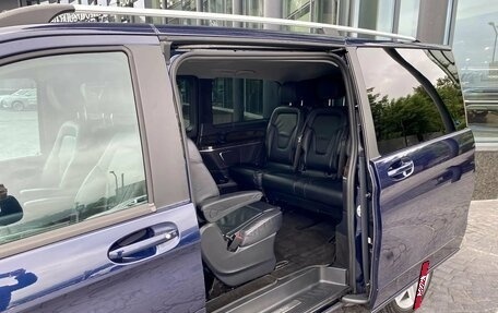 Mercedes-Benz V-Класс, 2018 год, 3 599 000 рублей, 7 фотография
