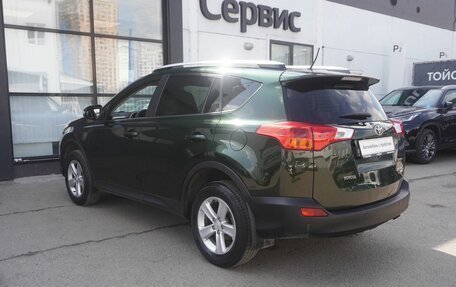 Toyota RAV4, 2013 год, 1 850 000 рублей, 7 фотография