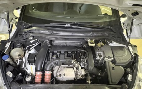 Peugeot RCZ I рестайлинг, 2013 год, 1 500 000 рублей, 14 фотография