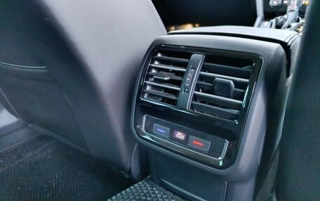 Volkswagen Passat B8 рестайлинг, 2017 год, 1 980 000 рублей, 15 фотография