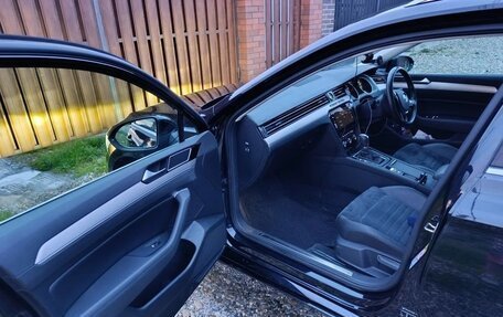 Volkswagen Passat B8 рестайлинг, 2017 год, 1 980 000 рублей, 16 фотография
