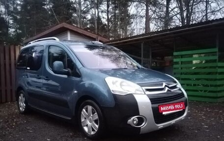 Citroen Berlingo II рестайлинг, 2011 год, 600 000 рублей, 2 фотография