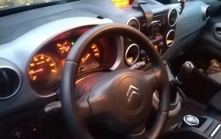 Citroen Berlingo II рестайлинг, 2011 год, 600 000 рублей, 17 фотография