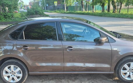 Volkswagen Polo VI (EU Market), 2014 год, 800 000 рублей, 3 фотография
