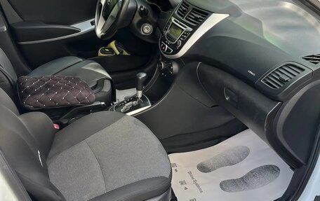 Hyundai Solaris II рестайлинг, 2013 год, 795 000 рублей, 18 фотография