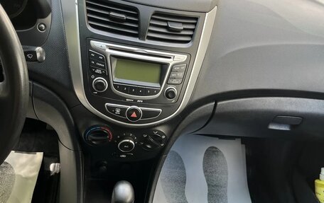 Hyundai Solaris II рестайлинг, 2013 год, 795 000 рублей, 17 фотография