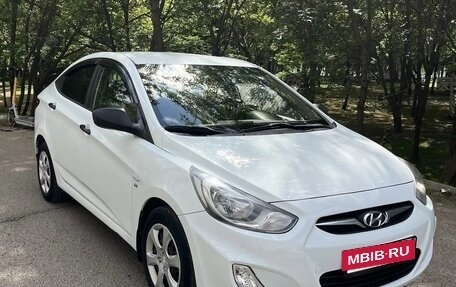 Hyundai Solaris II рестайлинг, 2013 год, 795 000 рублей, 8 фотография
