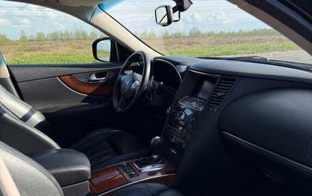 Infiniti FX II, 2010 год, 1 650 000 рублей, 6 фотография