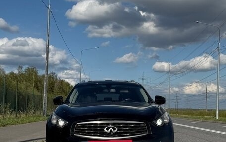 Infiniti FX II, 2010 год, 1 650 000 рублей, 2 фотография