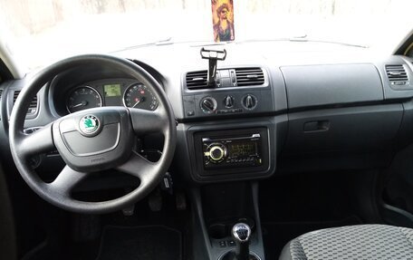 Skoda Fabia II, 2010 год, 590 000 рублей, 8 фотография