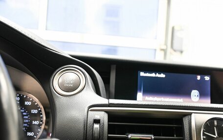 Lexus IS III, 2019 год, 2 495 000 рублей, 14 фотография