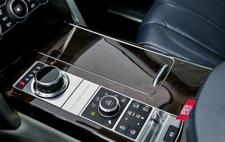 Land Rover Range Rover IV рестайлинг, 2017 год, 6 000 000 рублей, 22 фотография