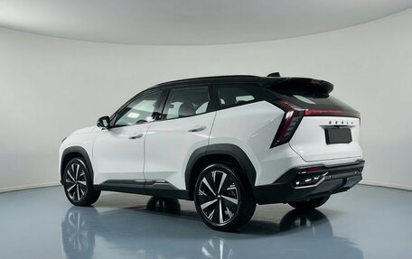 Geely Atlas, 2024 год, 1 979 000 рублей, 4 фотография