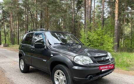 Chevrolet Niva I рестайлинг, 2011 год, 550 000 рублей, 8 фотография