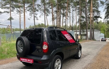 Chevrolet Niva I рестайлинг, 2011 год, 550 000 рублей, 6 фотография