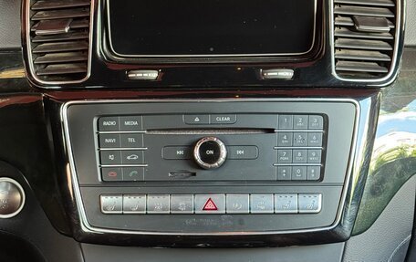 Mercedes-Benz GLS, 2017 год, 4 400 000 рублей, 23 фотография