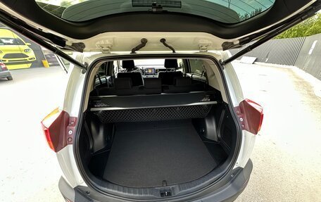 Toyota RAV4, 2014 год, 2 330 000 рублей, 16 фотография