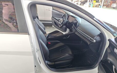 Hyundai Elantra, 2022 год, 1 424 000 рублей, 8 фотография