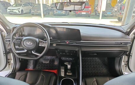 Hyundai Elantra, 2022 год, 1 424 000 рублей, 12 фотография