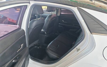 Hyundai Elantra, 2022 год, 1 424 000 рублей, 11 фотография