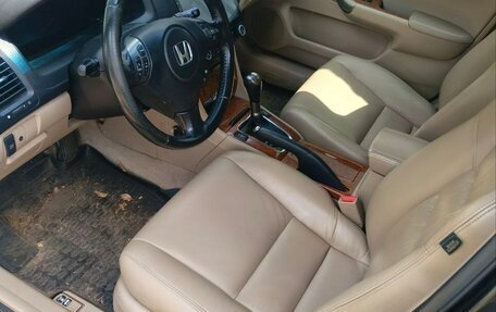 Honda Accord VII рестайлинг, 2006 год, 1 080 000 рублей, 4 фотография