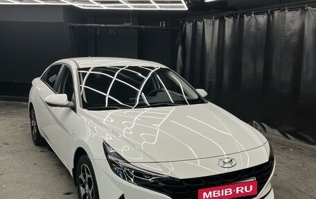 Hyundai Elantra, 2020 год, 1 830 000 рублей, 2 фотография