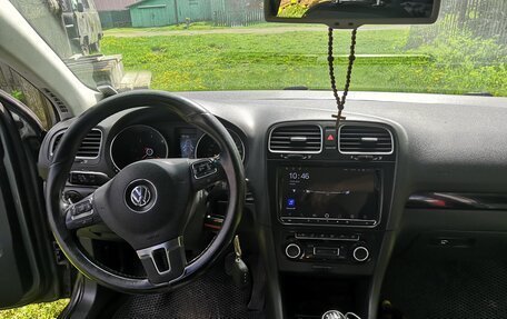 Volkswagen Golf VI, 2010 год, 799 999 рублей, 8 фотография