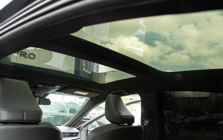Toyota Camry, 2025 год, 3 928 000 рублей, 13 фотография