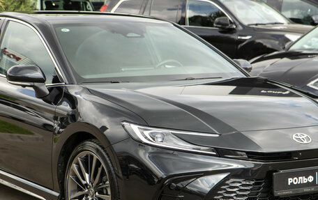 Toyota Camry, 2025 год, 3 928 000 рублей, 19 фотография