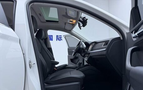 Skoda Kamiq I, 2022 год, 1 610 000 рублей, 9 фотография