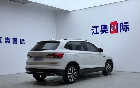 Skoda Kamiq I, 2022 год, 1 610 000 рублей, 6 фотография