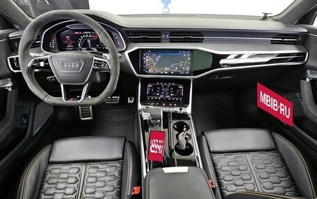 Audi RS 6, 2024 год, 18 600 000 рублей, 7 фотография