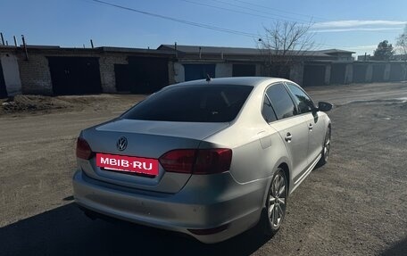 Volkswagen Jetta VI, 2012 год, 1 000 000 рублей, 5 фотография