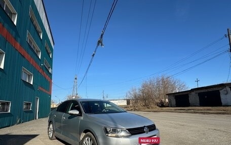 Volkswagen Jetta VI, 2012 год, 1 000 000 рублей, 9 фотография